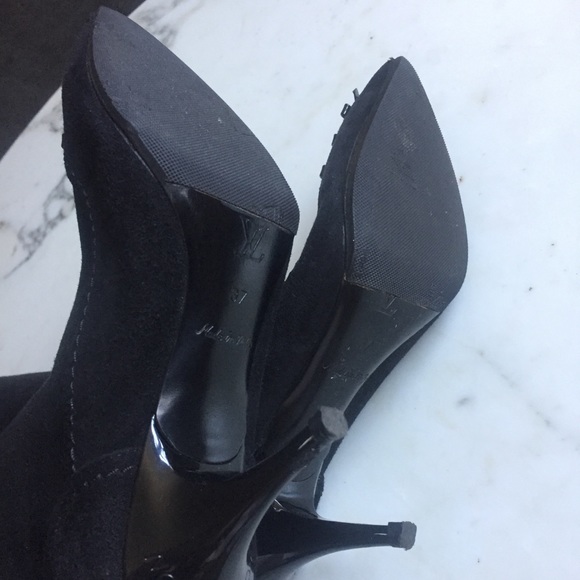 Louis Vuitton Black Microsuede Boots - Picture 4 of 6